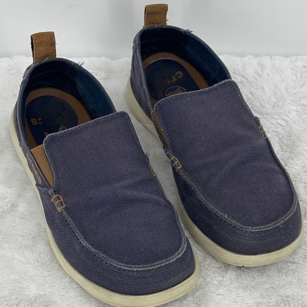 CROCS Navy and Tan Slip-On Loafers MENS SIZE 7